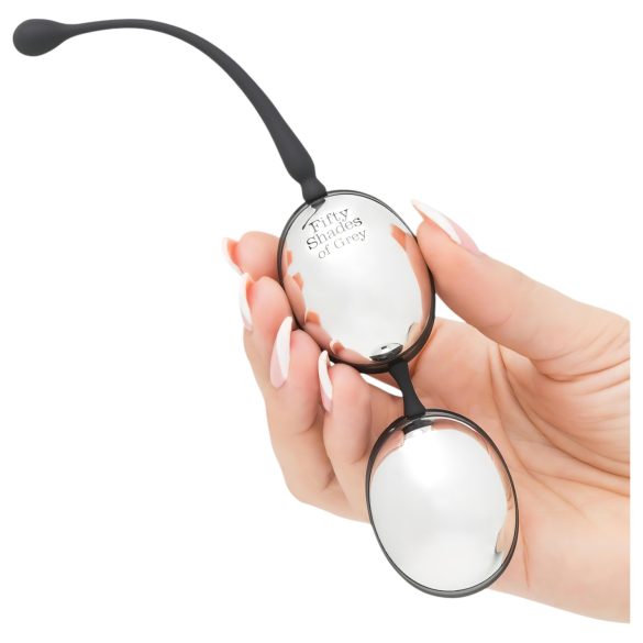 Den grå sjatteringens indre gudinne - geishakule (sølv)