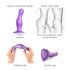 Strap-on-me Curvy M - bølget sugekoppdildo (lilla)