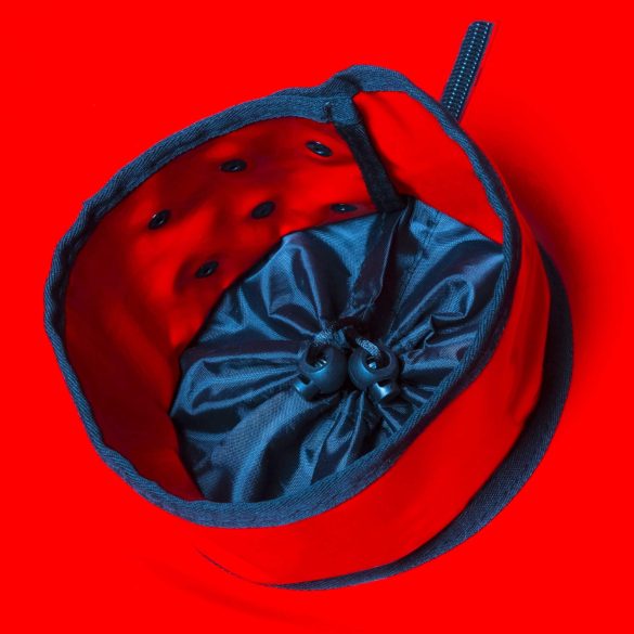 Secretdome - BDSM sexkabin med åpninger (svart)